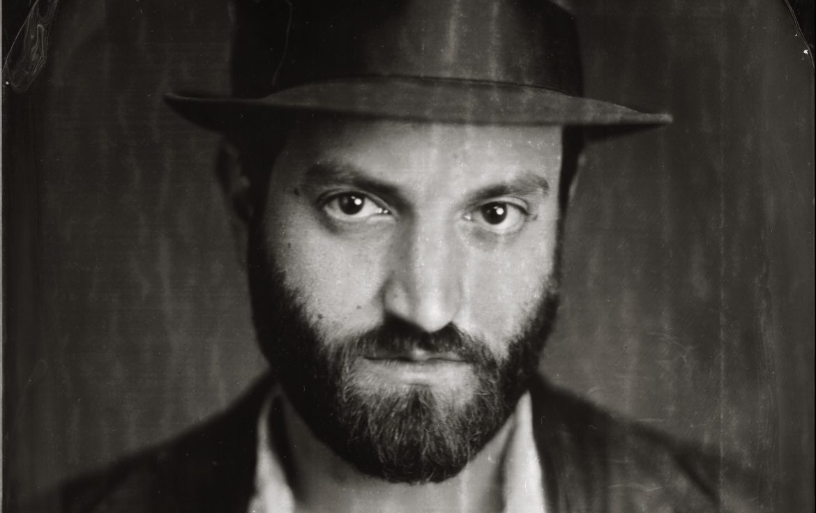Daniel Kahn // Song Smuggler // “Borders & Ballads”
